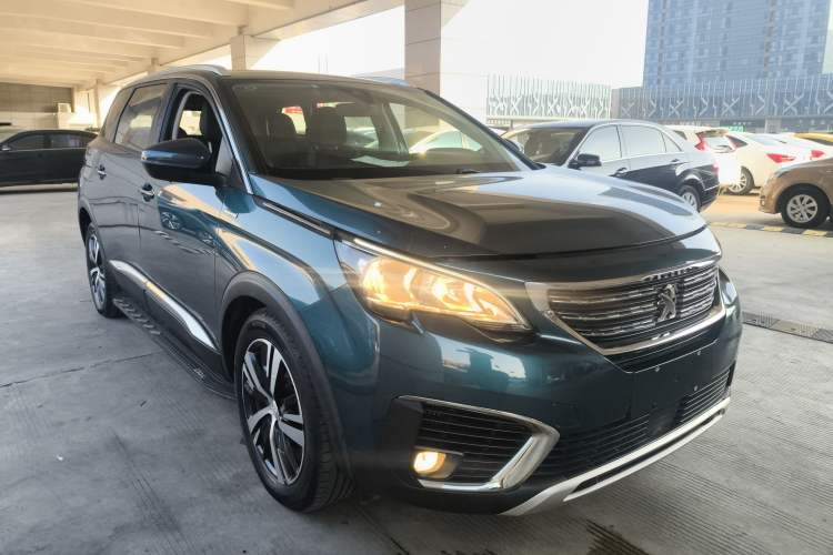 Used Peugeot 5008 2017 380THP 7-Seater Elite Edition
