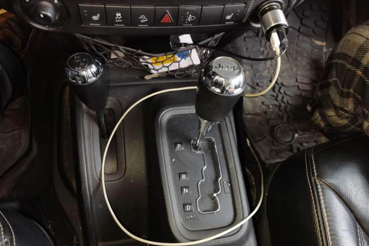 Used Jeep Wrangler 2017 3.0L Sahara Four-Door Comfort Edition
