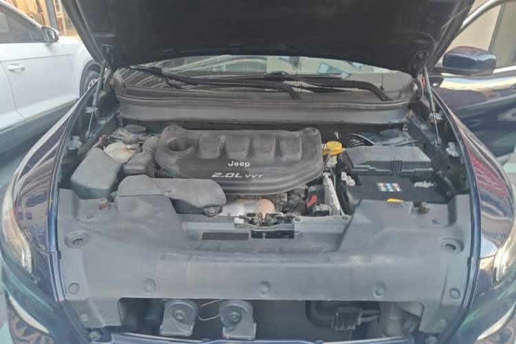 Used Jeep Cherokee 2016 2.0L Superior Edition