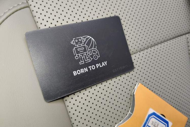 Used iCAR V23 2025 501 Four-Wheel Drive Intelligent Driving Version
