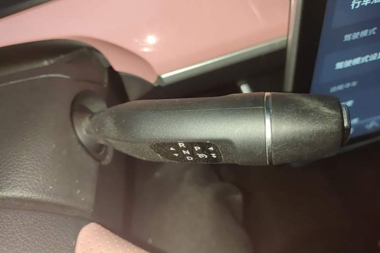 Used NETA V 2022 Chao 400 Lite Pink Custom Edition