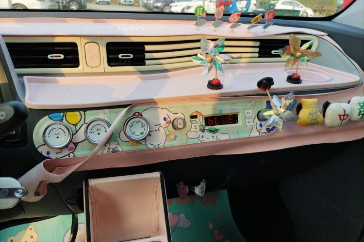 Used Wuling Hongguang MINIEV 2022 Macaron Premium Model – Lithium Iron Phosphate
