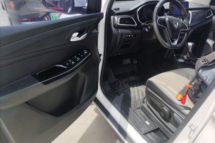 Used Baojun 730 2021 1.5T CVT Fashion Version 7 Seats