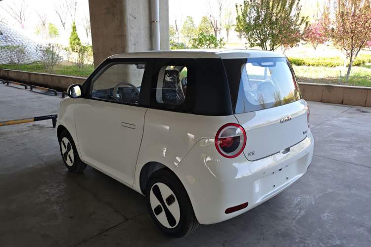 Used CHANGAN NEVO Lumin 2026 Model Treasure Edition 205km Beloved Beige Guoxuan