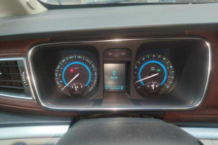 Used Buick GL8 2014 3.0L XT Luxury Business Flagship Edition