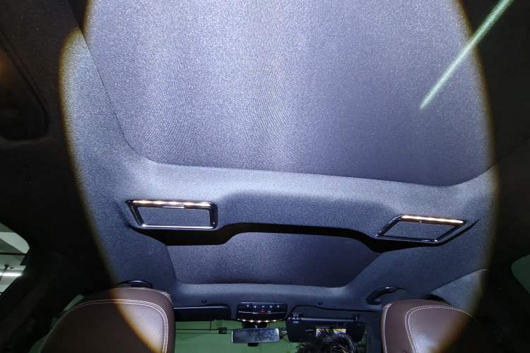 Used Mercedes-Benz GLC 2020 Facelift GLC 260 L 4MATIC Luxury Edition