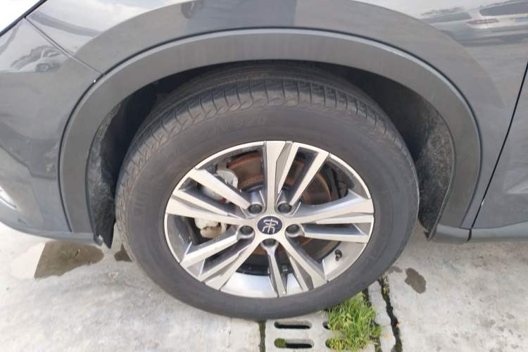 Used BYD Song Pro 2019 1.5T Automatic Luxury Model Left Front Wheel Hub