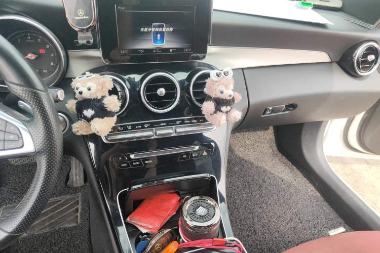 Used Mercedes-Benz C-Class 2018 C 200 Sport Edition Audio And AC Panel