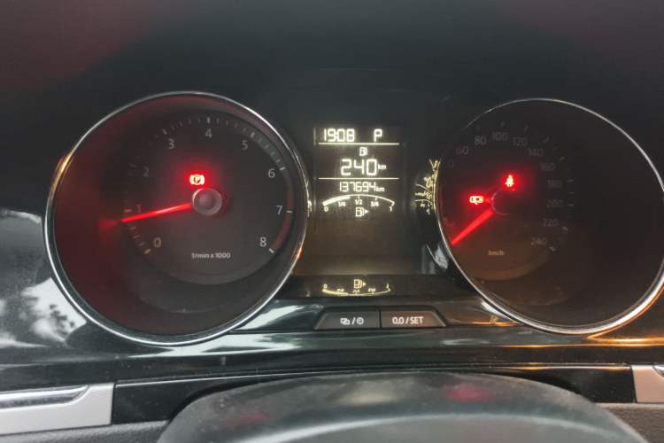 Used Volkswagen Bora 2015 Qihui Edition 1.6L Automatic Fashion Model Instrument Cluster