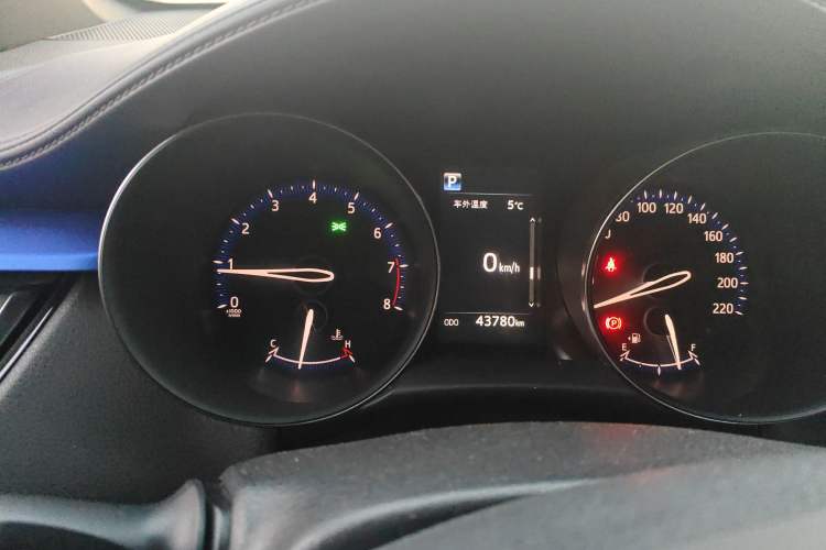 Used Toyota IZOA 2020 2.0L Enjoy Edition