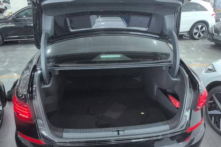 Used Volkswagen Passat 2019 330TSI Luxury Edition China V Standard
