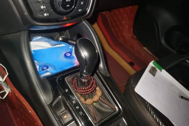 Used CHANGAN CS75 2016 1.8T Automatic Elite Model China V Standard