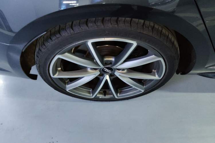 Used Audi S4 2018 S4 3.0TFSI Right Rear Wheel Hub