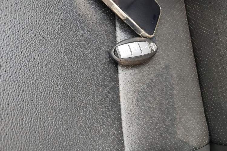 Used Nissan Kicks 2020 1.5L XV CVT Smart Connect Luxury Edition