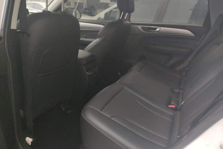 Used Haval M6 2021 PLUS 1.5T Manual Luxury Smart Connectivity Model