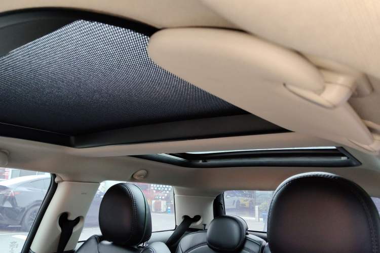 Used MINI MINI 2018 1.5T COOPER Classic Edition