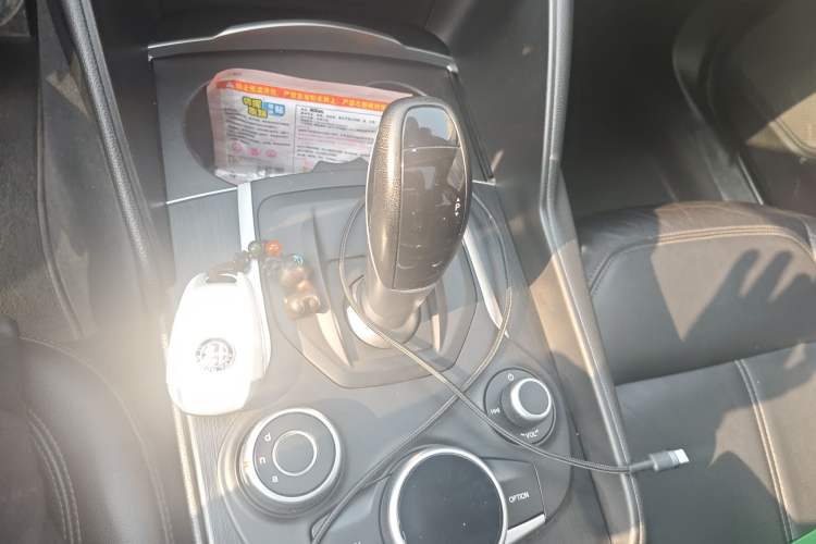 Used Alfa Romeo Giulia 2017 2.0T 280HP Luxury Edition