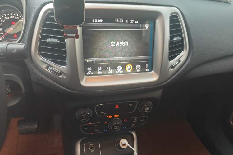 Used Jeep Compass 2017 200T Automatic Family Edition