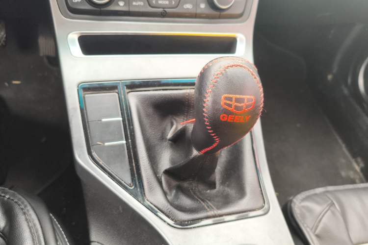 Used Geely Auto Emgrand 2018 1.5L Manual Upward Connect Edition Gear Lever