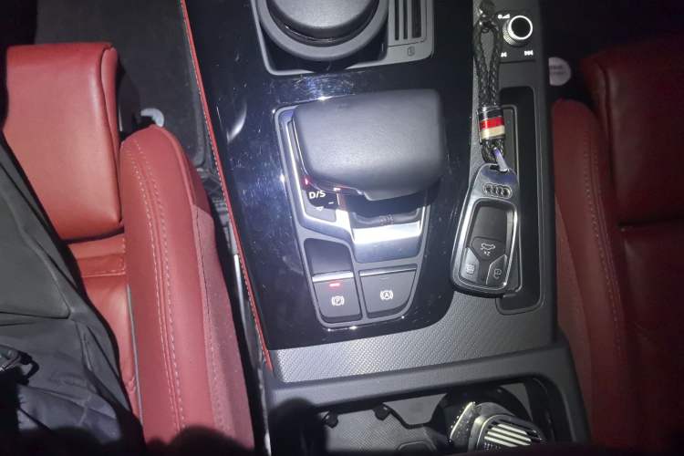 Used Audi Q5L 2022 Updated 40T Luxury Dynamic Edition