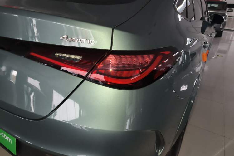 Used Mercedes-Benz GLC Coupe 2025 GLC 300 4MATIC Coupe SUV
