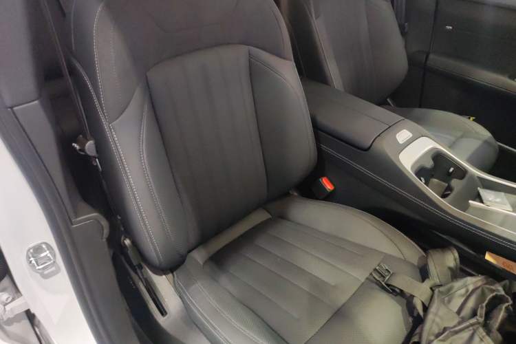 Used ONVO L60 2024 60 kWh Rear-Drive Version
