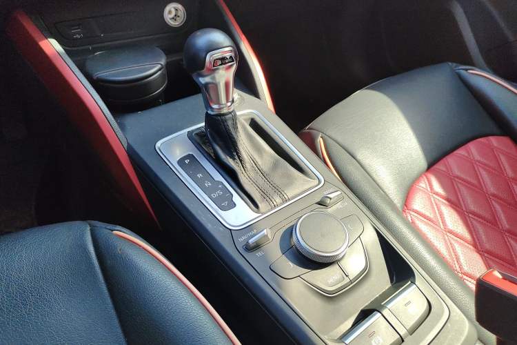 Used Audi Q2L 2018 35 TFSI Fashion Dynamic Version China V Emission Standard
