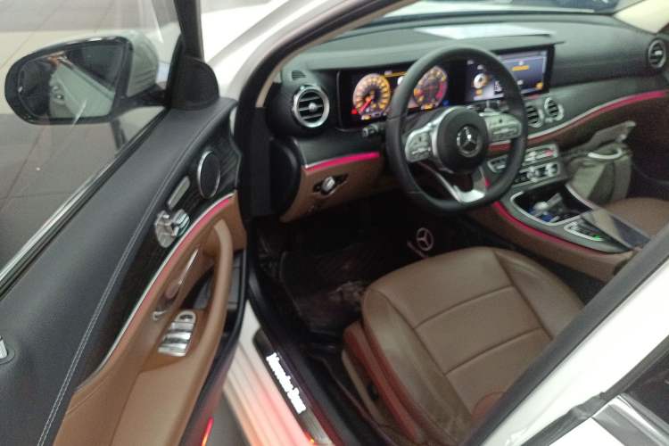 Used Mercedes-Benz E-Class 2019 Restyled E 300 L Sporty and Stylish Edition Driver Seat
