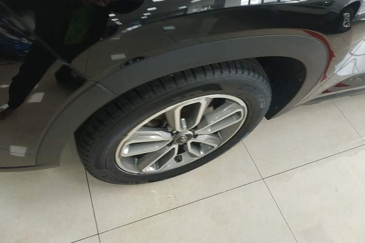 Used Hyundai ix35 2019 2.0L Automatic 2WD Zhiyong·Changxiang Edition China VI Standard Left Front Wheel Hub