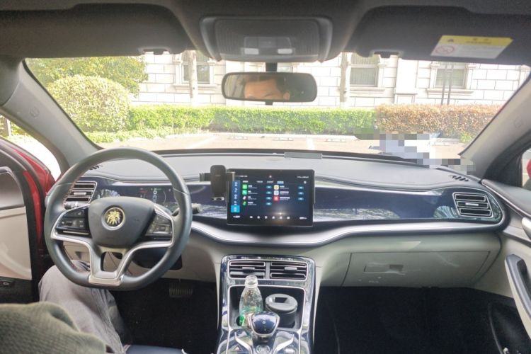 Used BYD Qin PLUS 2021 EV 400KM Luxury Model Center Console