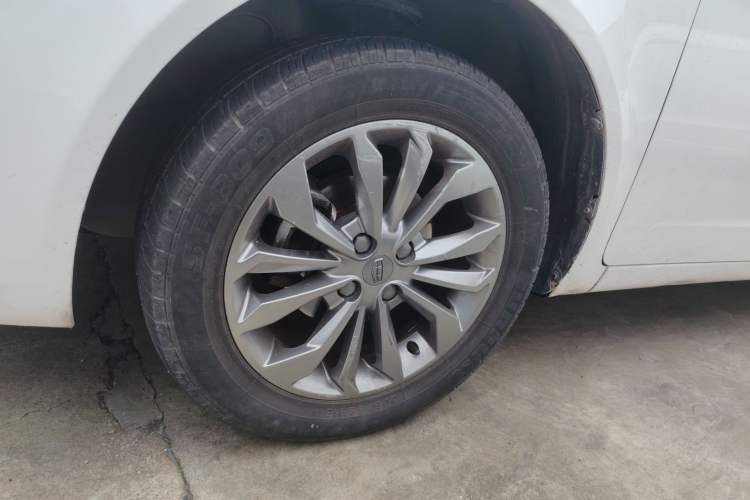 Used Geely Auto Vision 2017 1.5L Manual Happiness Edition Left Front Wheel Hub