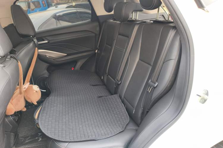 Used Wey VV6 2021 2.0T Two-Wheel Drive Smart Plus