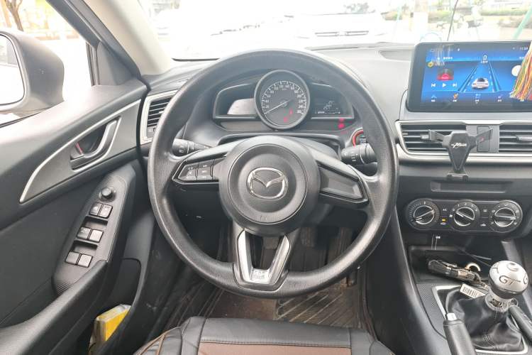 Used Mazda 3 Axela 2017 Sedan 1.5L Manual Comfort Model Emission Standard China V