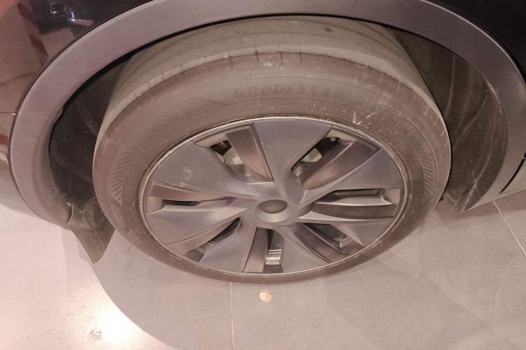 Used Tesla Model Y 2023 Rear-Wheel-Drive Version