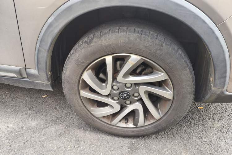 Used JAC Group Refine S3 2016 1.5L Manual Luxury Smart Version Right Front Wheel Hub