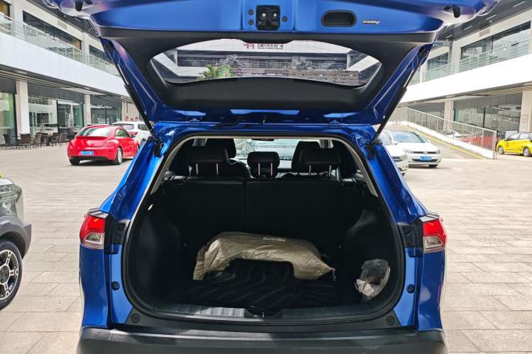 Used Toyota Corolla Cross 2022 2.0L Pioneer Edition
