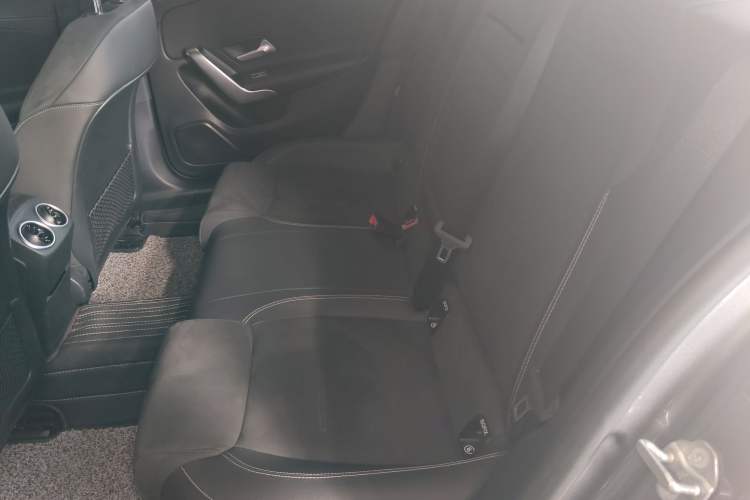 Used Mercedes-Benz A-Class 2020 Restyled A 200 L Sport Sedan Fashion Version