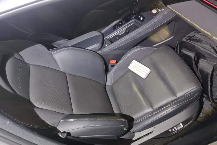 Used Lynk & Co 03 2023 2.0TD DCT JingPro
