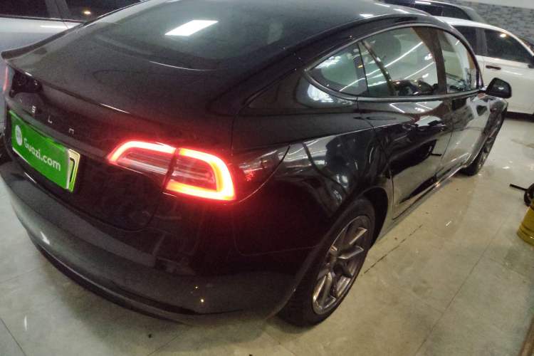 Used Tesla Model 3 2022 Rear-Wheel-Drive Version Rear Right 45 Deg