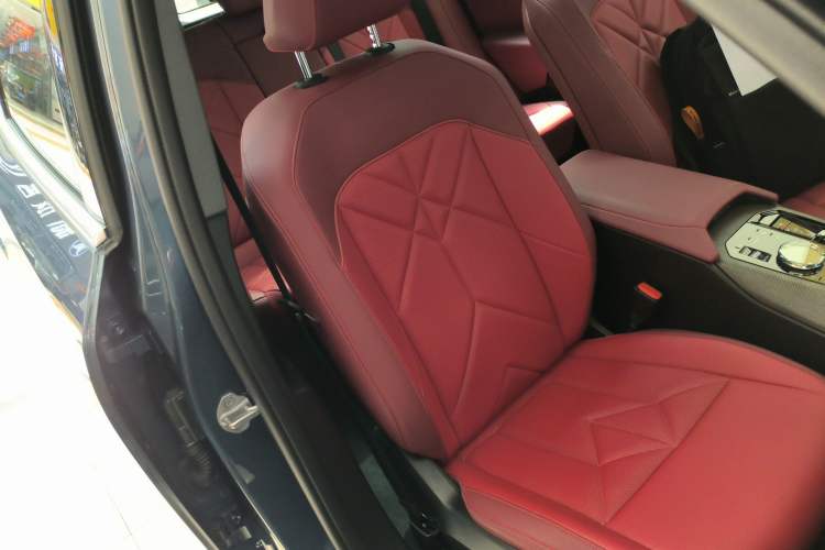 Used BMW X3 2025 xDrive30L Luxury Edition M Sport Package
