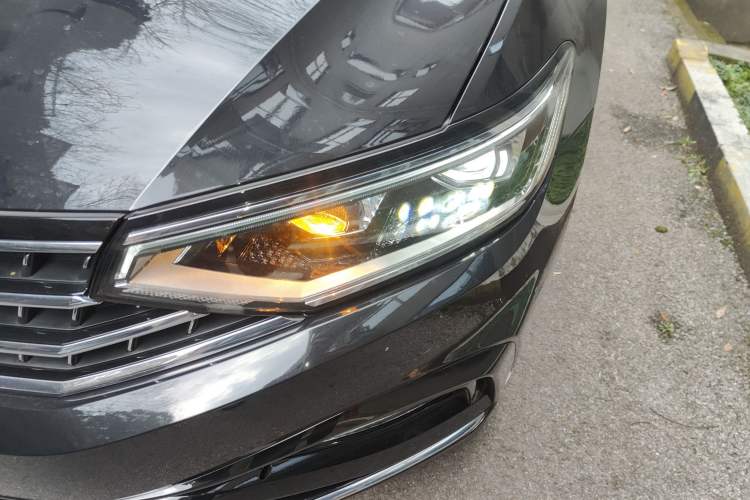 Used Volkswagen Magotan 2023 2 Million Units Commemorative Edition 330TSI DSG Luxury Version