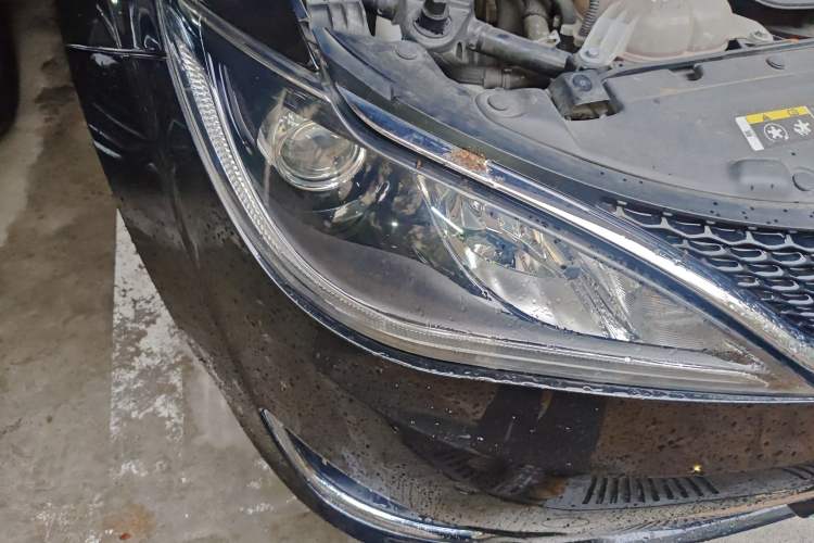 Used Chrysler Grand Voyager PHEV 2019 3.6L Plug-in Hybrid Right Front Headlight