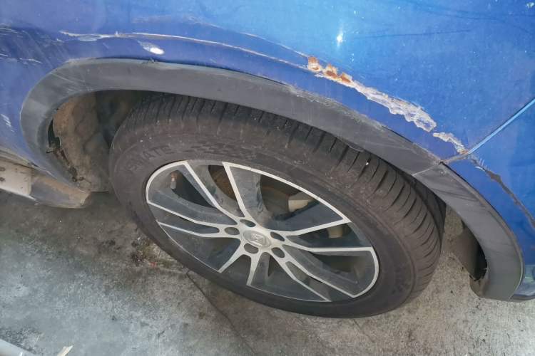 Used JMC Yusheng S330 2016 1.5L GTDi Automatic Two-Wheel Drive Flagship Edition Right Front Wheel Hub