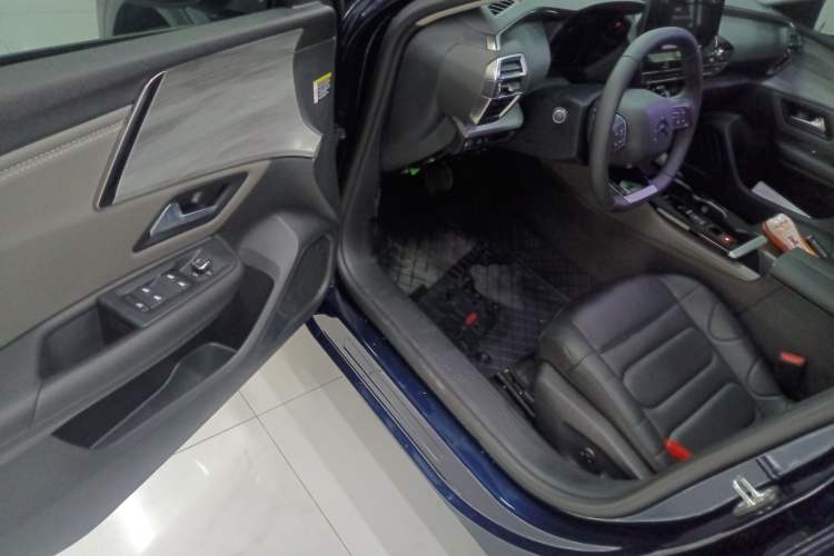 Used Citroen C5 X 2024 1.6T Extraordinary Power