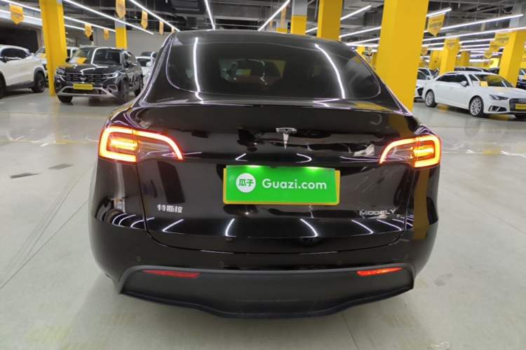 Used Tesla Model Y 2021 Standard Range Rear-Wheel Drive Version