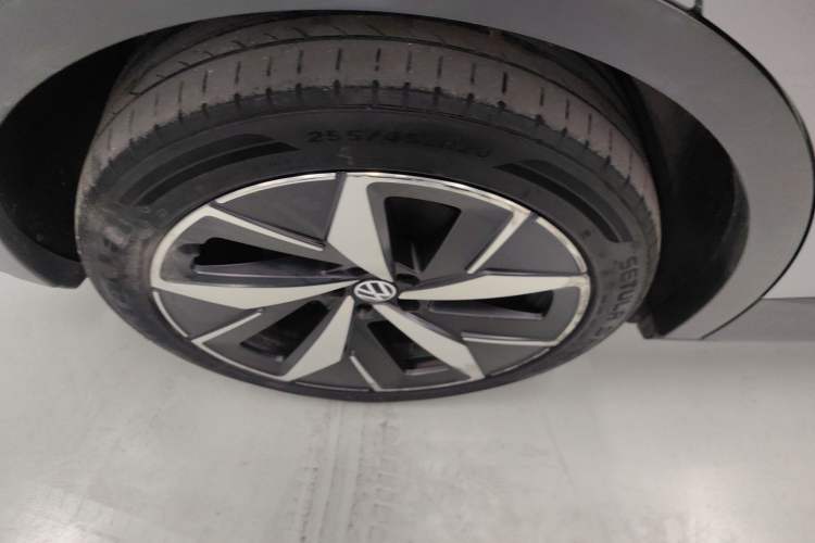 Used Volkswagen ID.4 CROZZ 2021 Long-Range PURE+ Two-Wheel Drive Version