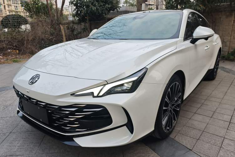 Used MG 7 2023 2.0T Automatic Hunter Luxury Edition