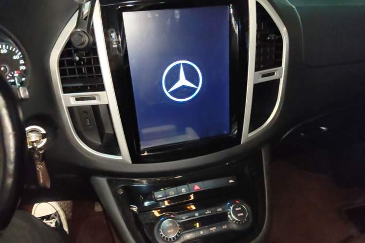Used Mercedes-Benz V-Class 2016 V250 2.0T U.S. Spec
