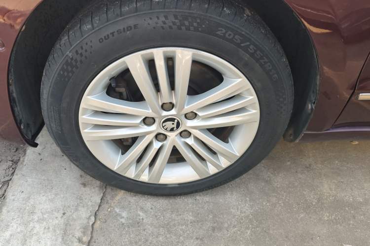 Used Skoda Superb 2013 1.8TSI Automatic Yashi Edition