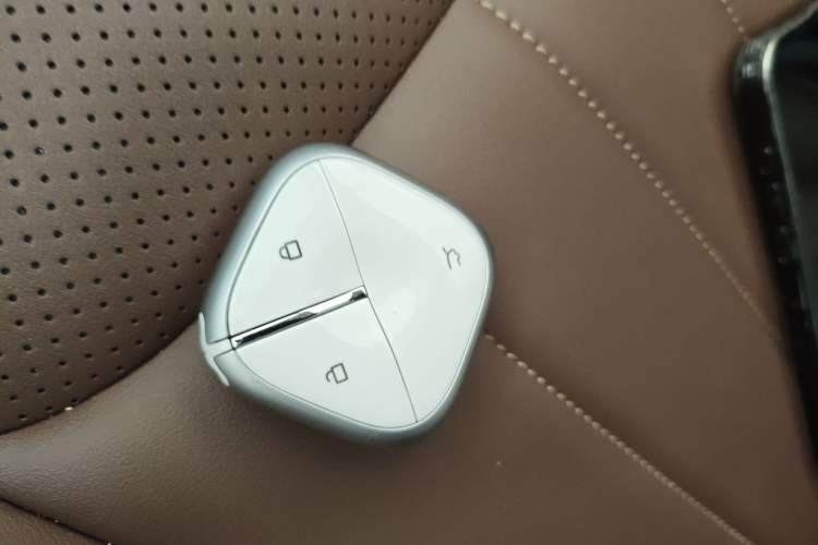 Used Wuling Bingo 2023 333 km Lingxi Connected Version
